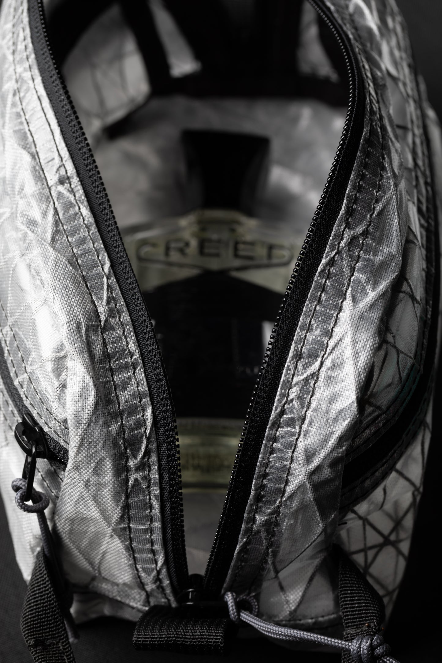 Peak  Pouch